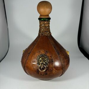 Vintage Italian Leather Wrapped Decanter Bottle Old World‎ Lion Head Men Décor